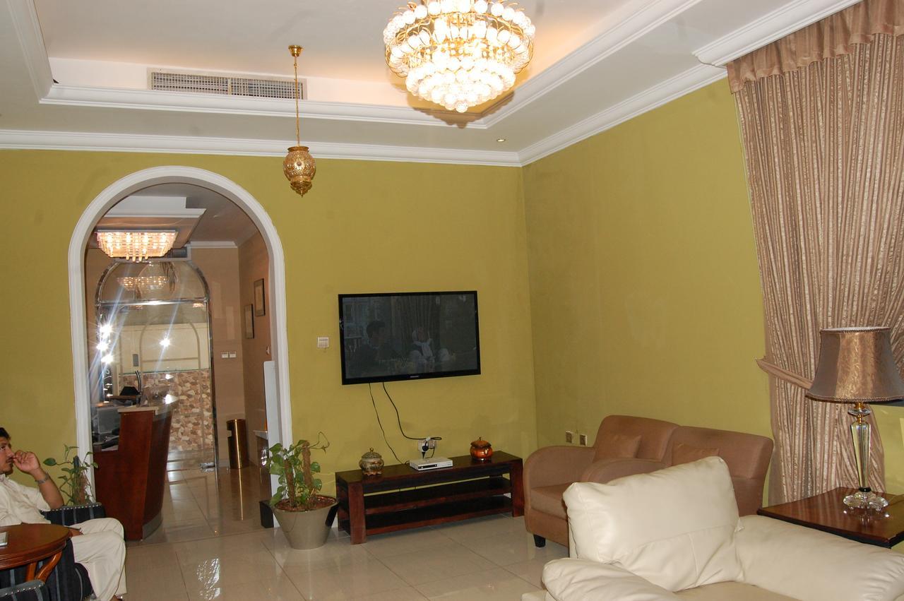Al Amwaj Hotel Sharjah Exterior foto